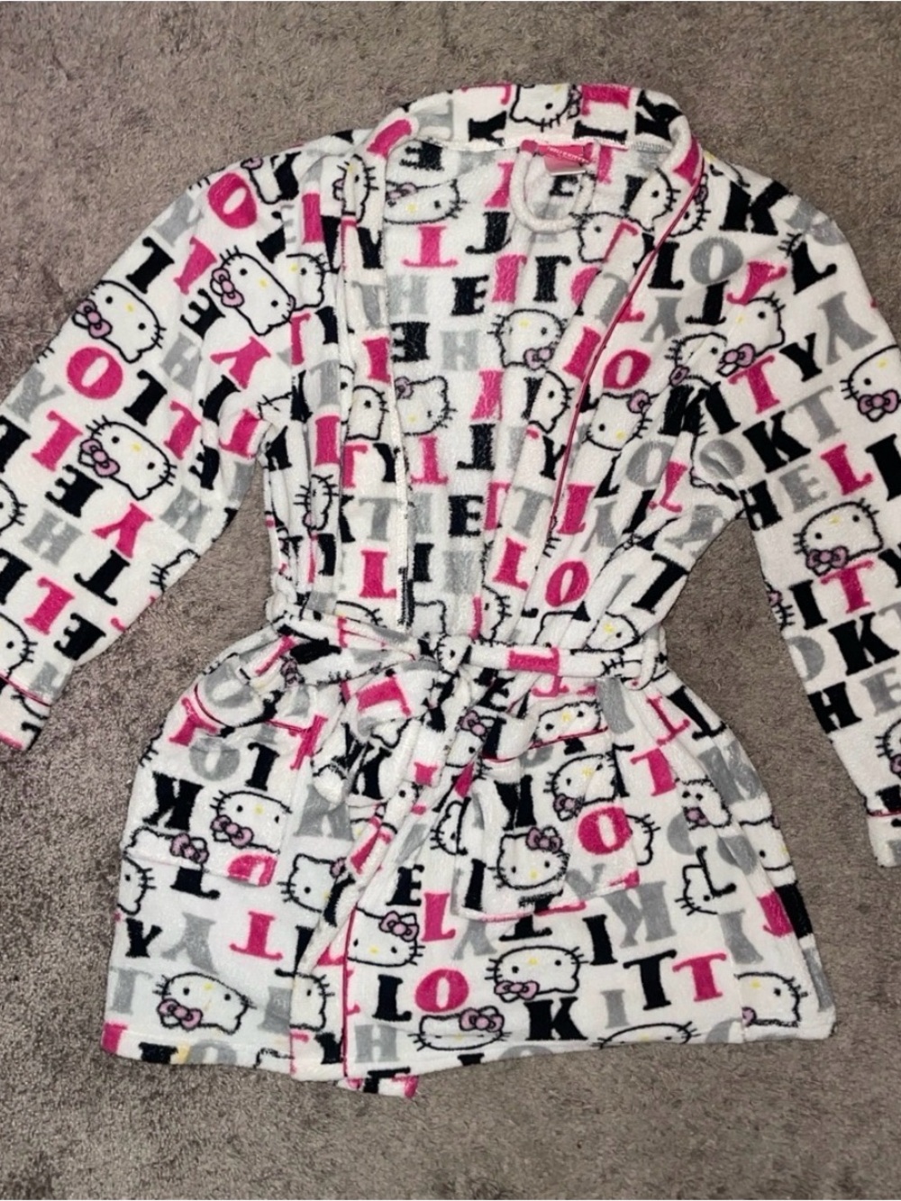 Vintage Hello Kitty Robe